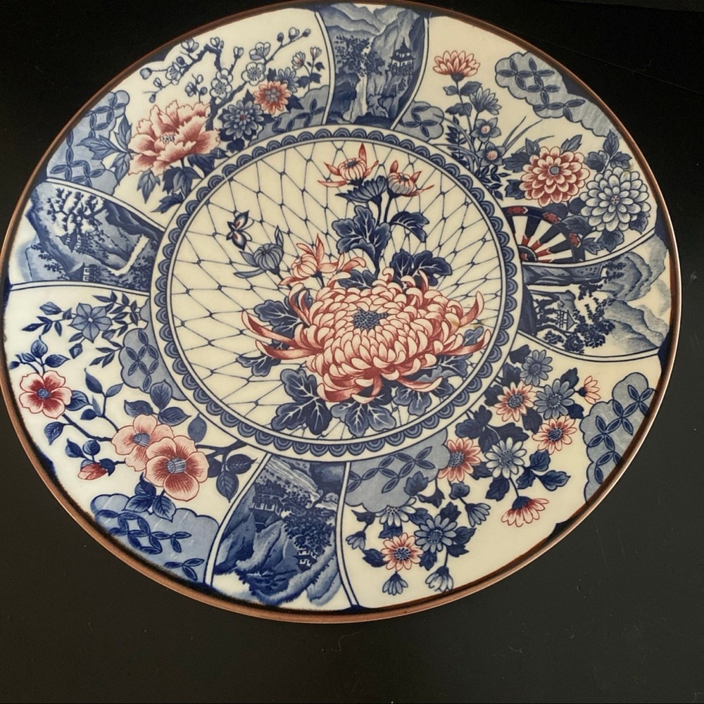 Toyo Japan Floral Blue and Pink Decorative Plate